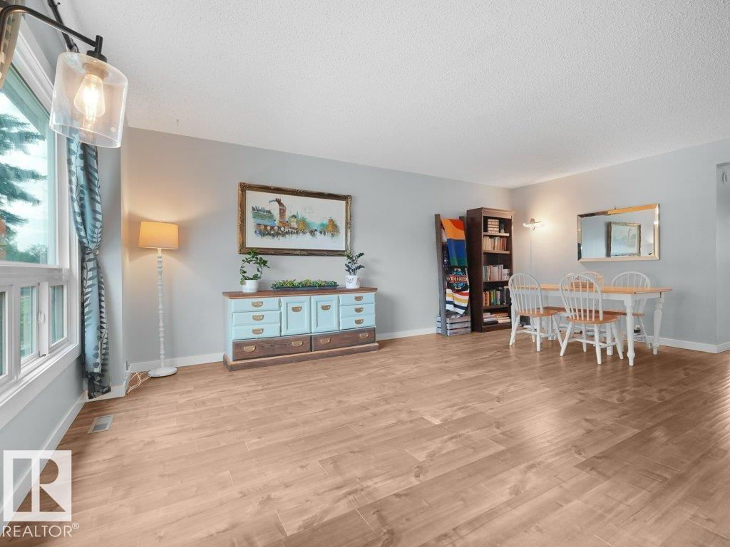 #54 2131 Oak St photo 3 — MLS® E4505472