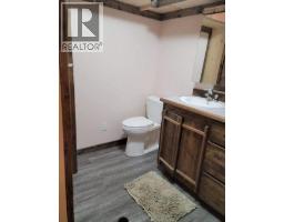 98 Old N Thompson Highway, Clearwater, BC V0E1N2 Photo 29