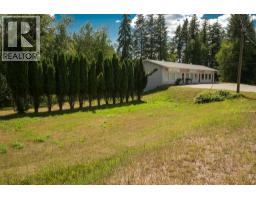 98 Old N Thompson Highway, Clearwater, BC V0E1N2 Photo 36