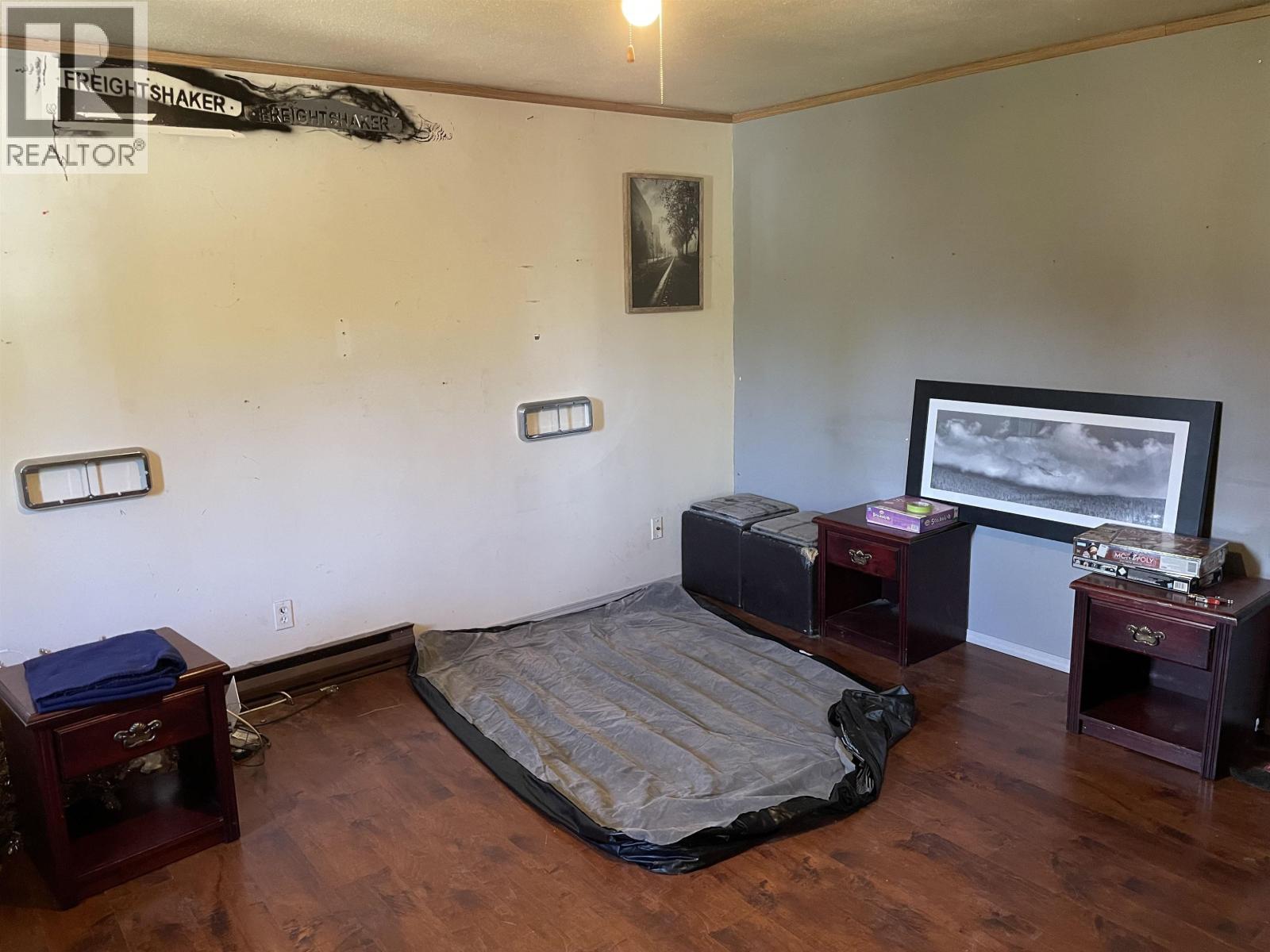 3871 PINE AVENUE - 4