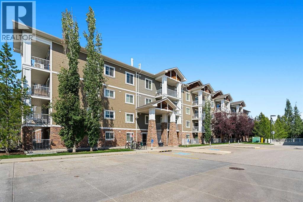 #208 304 Cranberry Park SE - 1