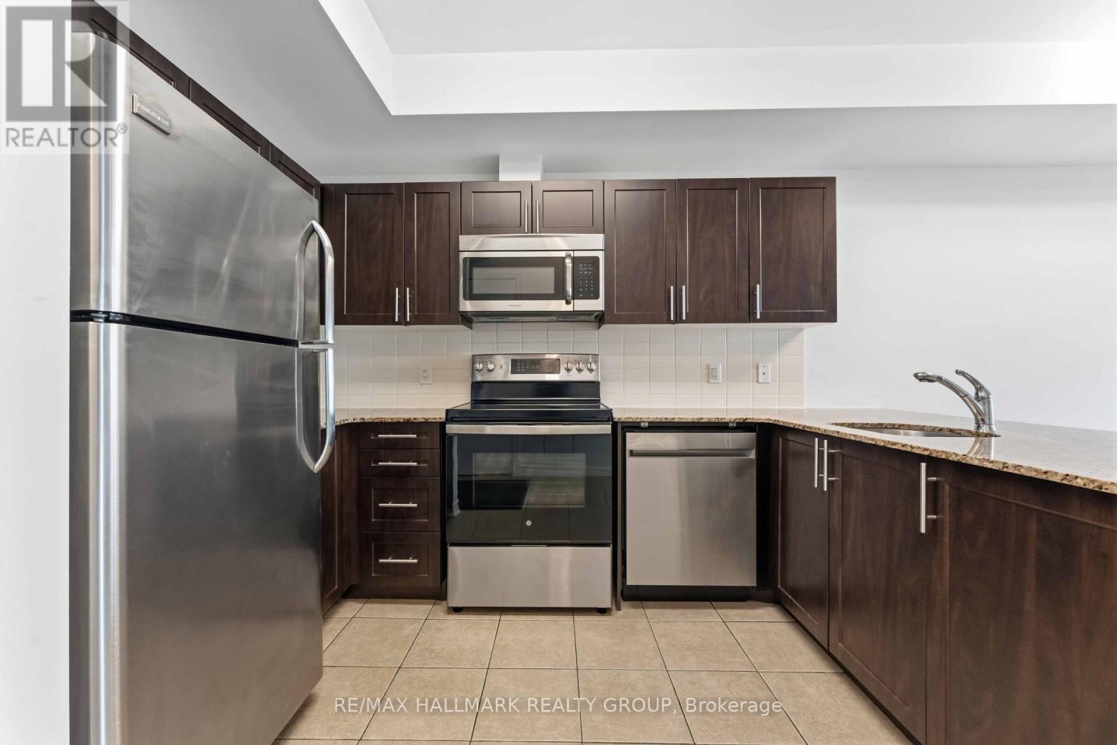 #1902 234 RIDEAU STREET - Image 8