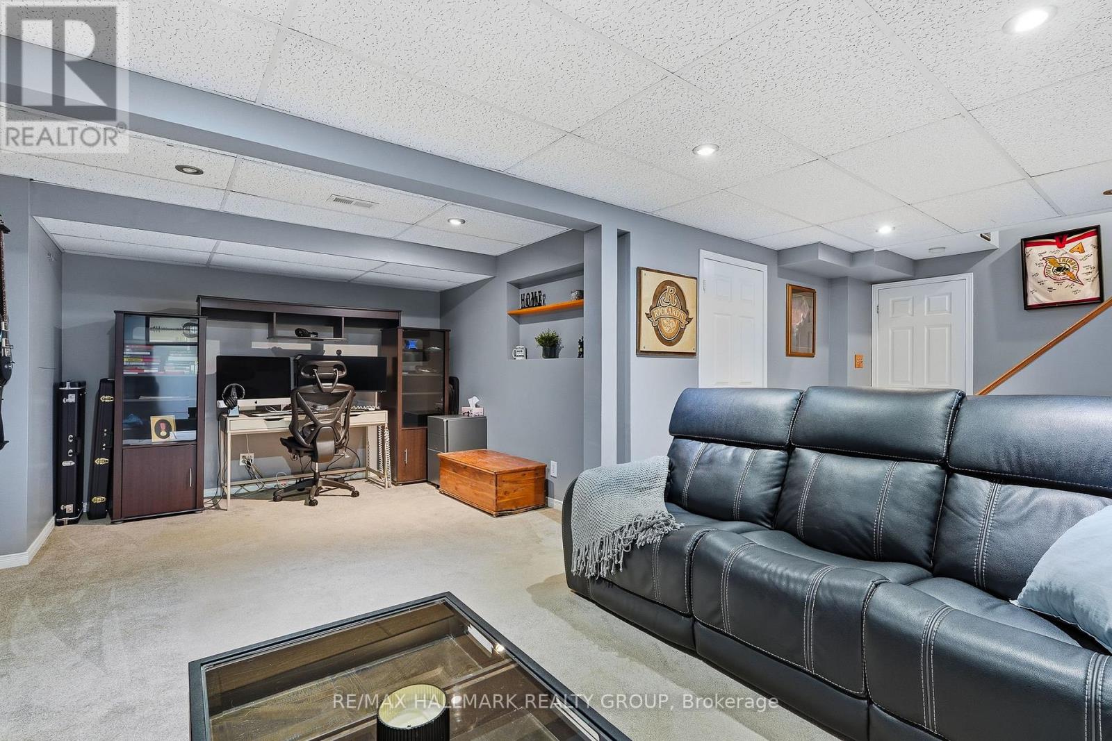 326 BONAVISTA STREET - Image 27