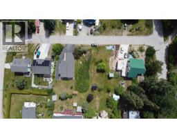 2050 Phoenix Avenue, Rossland, BC V0G1Y0 Photo 9