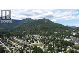 2050 Phoenix Avenue, Rossland, BC V0G1Y0 Photo 16
