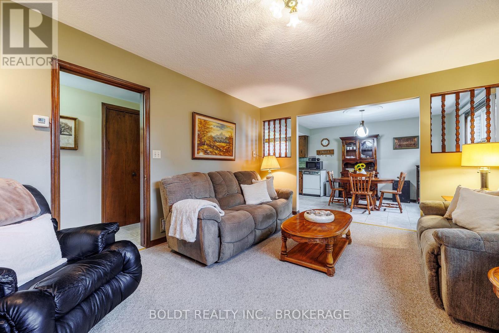 17 CHATHAM ROAD - Image 25