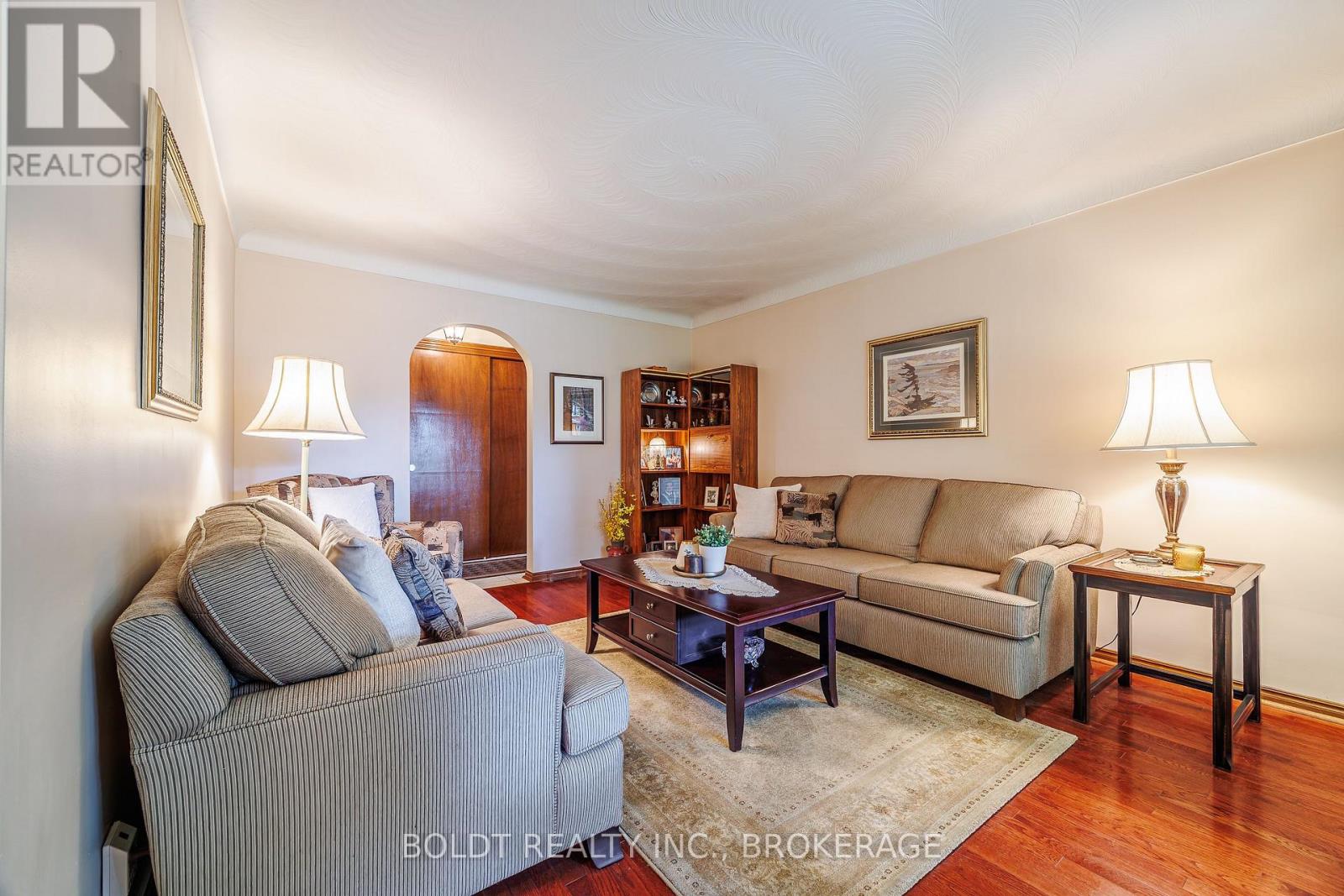 17 CHATHAM ROAD - Image 6