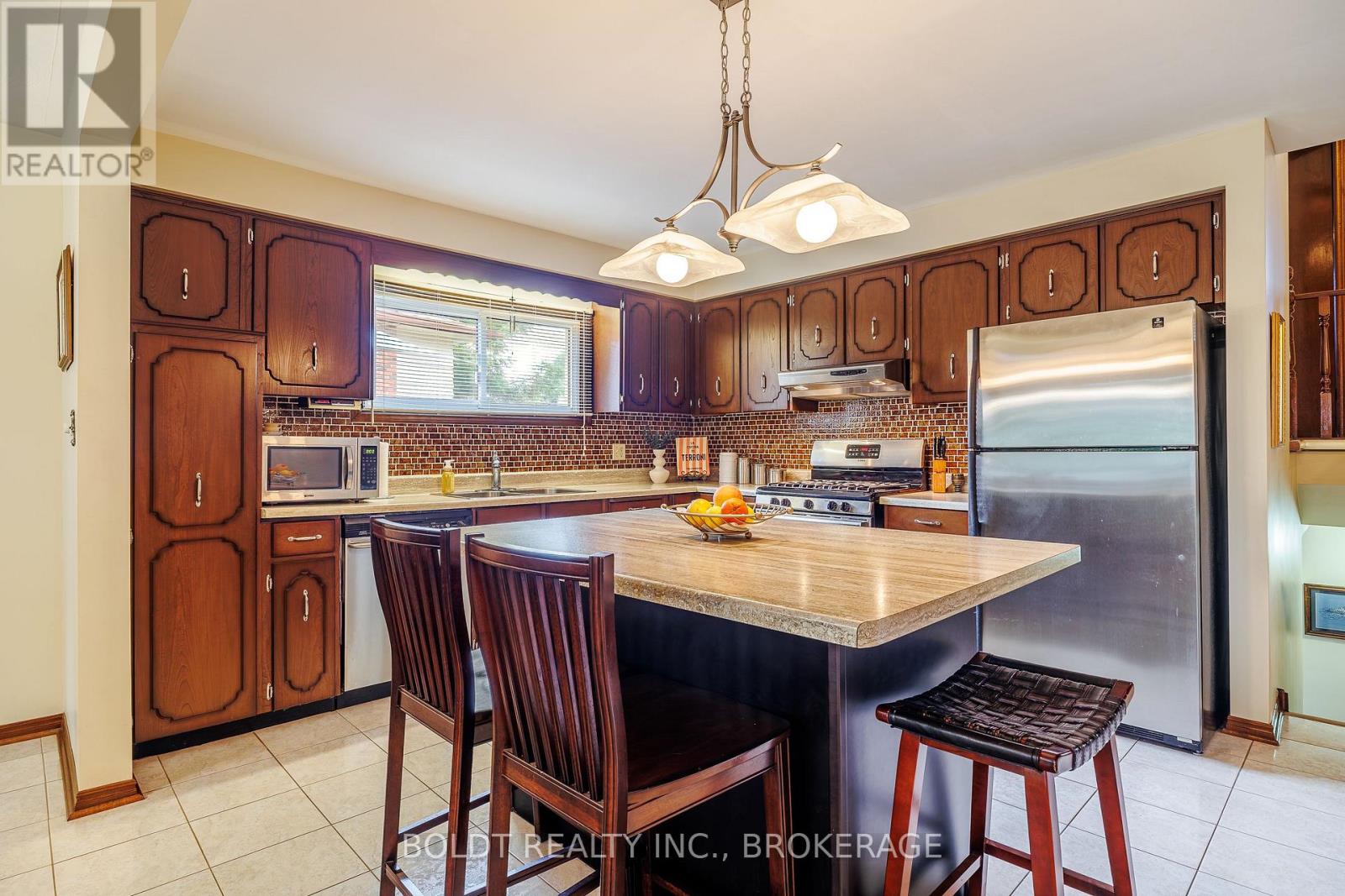 17 CHATHAM ROAD - Image 8