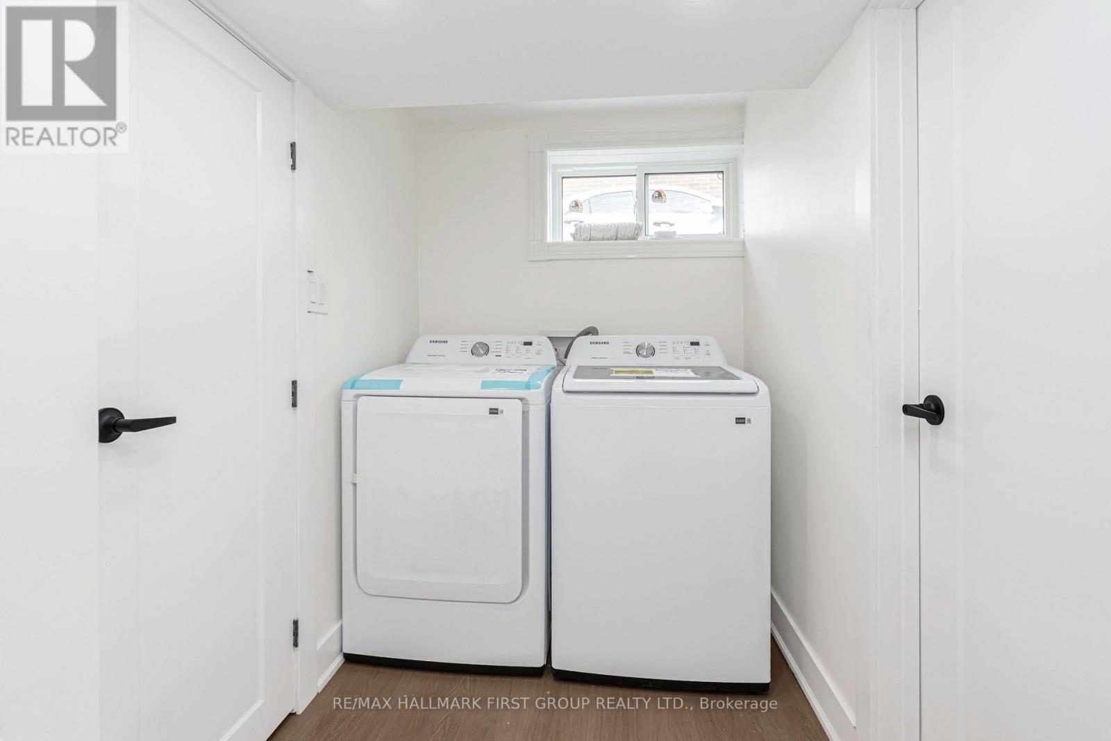 969 APPLEGROVE AVENUE - Image 28