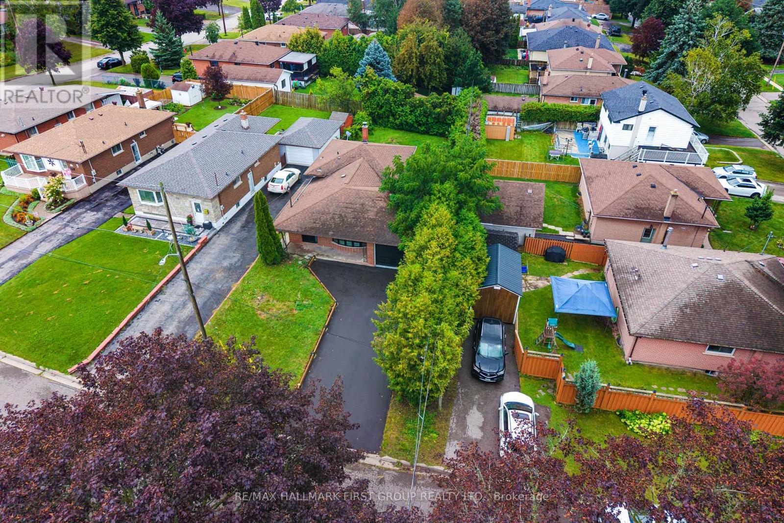 969 APPLEGROVE AVENUE - 32