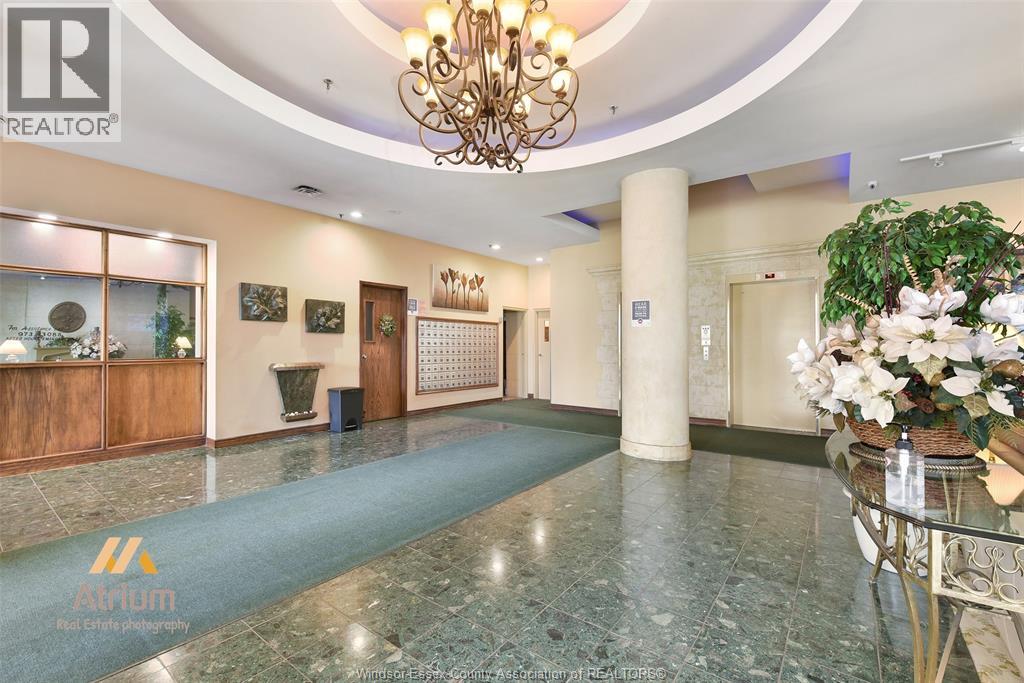 #1701 515 RIVERSIDE DRIVE West - 40