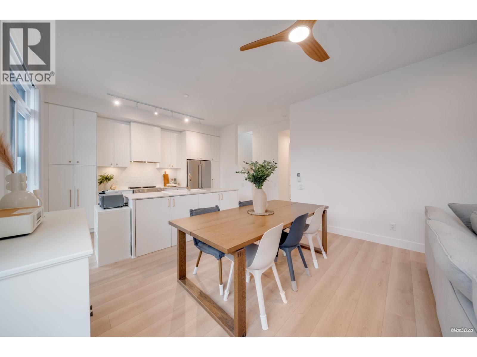 128 1340 OLMSTED STREET — photo 5