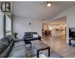 1028 Celia Crescent, Gibsons, BC V0N1V7 Photo 15