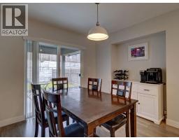 1028 Celia Crescent, Gibsons, BC V0N1V7 Photo 8
