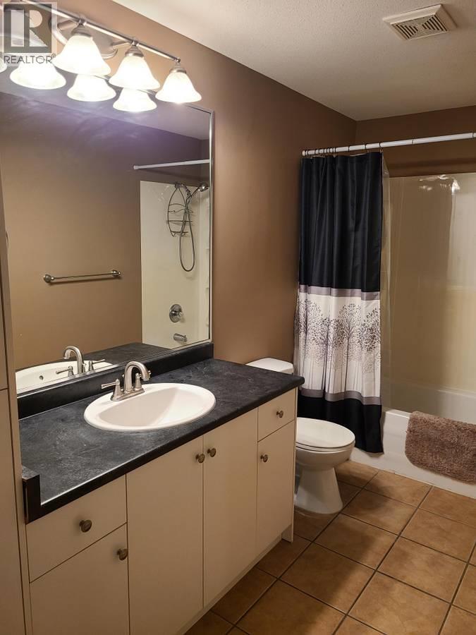 794 ADIRON photo 4