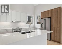 202k, 209 Stewart Creek Rise, Canmore, AB T1W0N9 Photo 13