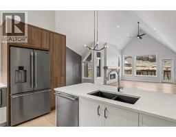 2pc Bathroom - 202k, 209 Stewart Creek Rise, Canmore, AB T1W0N9 Photo 10