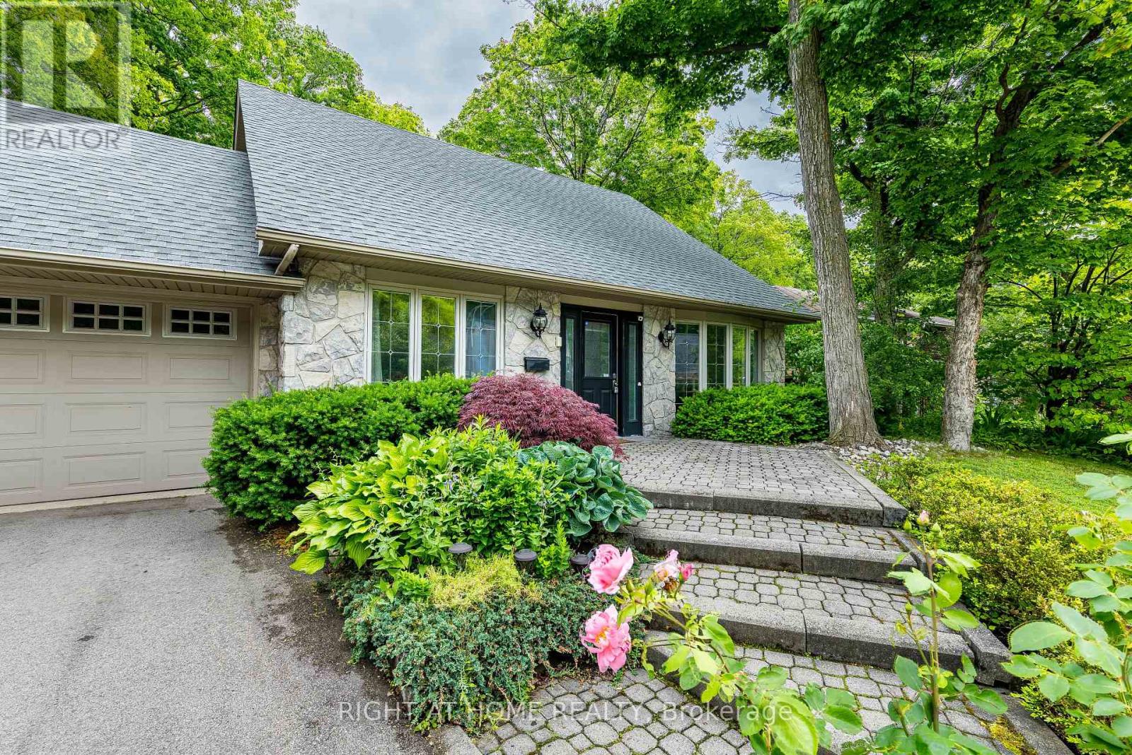Photo of 1941 Four Seasons Drive