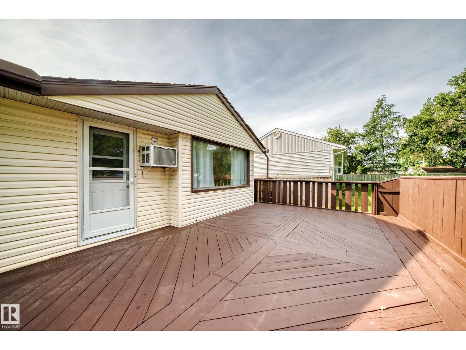 50 Rocque photo 3 — MLS® E4505452