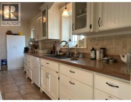 5620 Kenmore Road, Grand Forks, BC V0H1H4 Photo 10