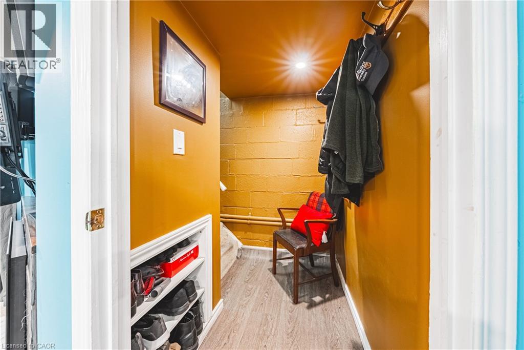 242 EAST 43RD Street - Image 17