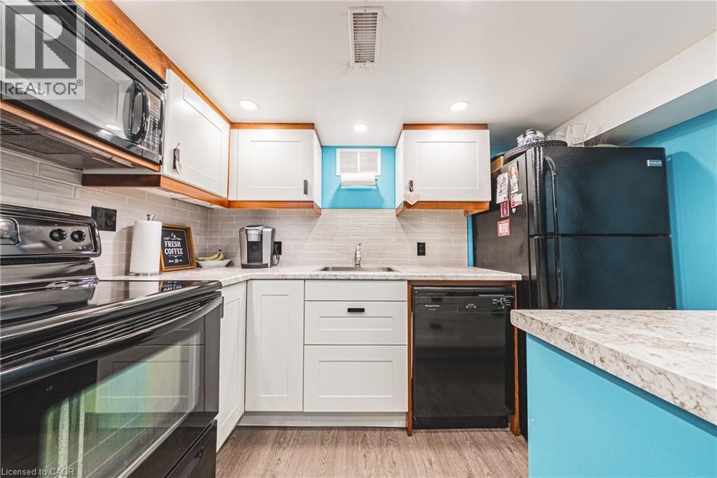 242 EAST 43RD Street - Image 21