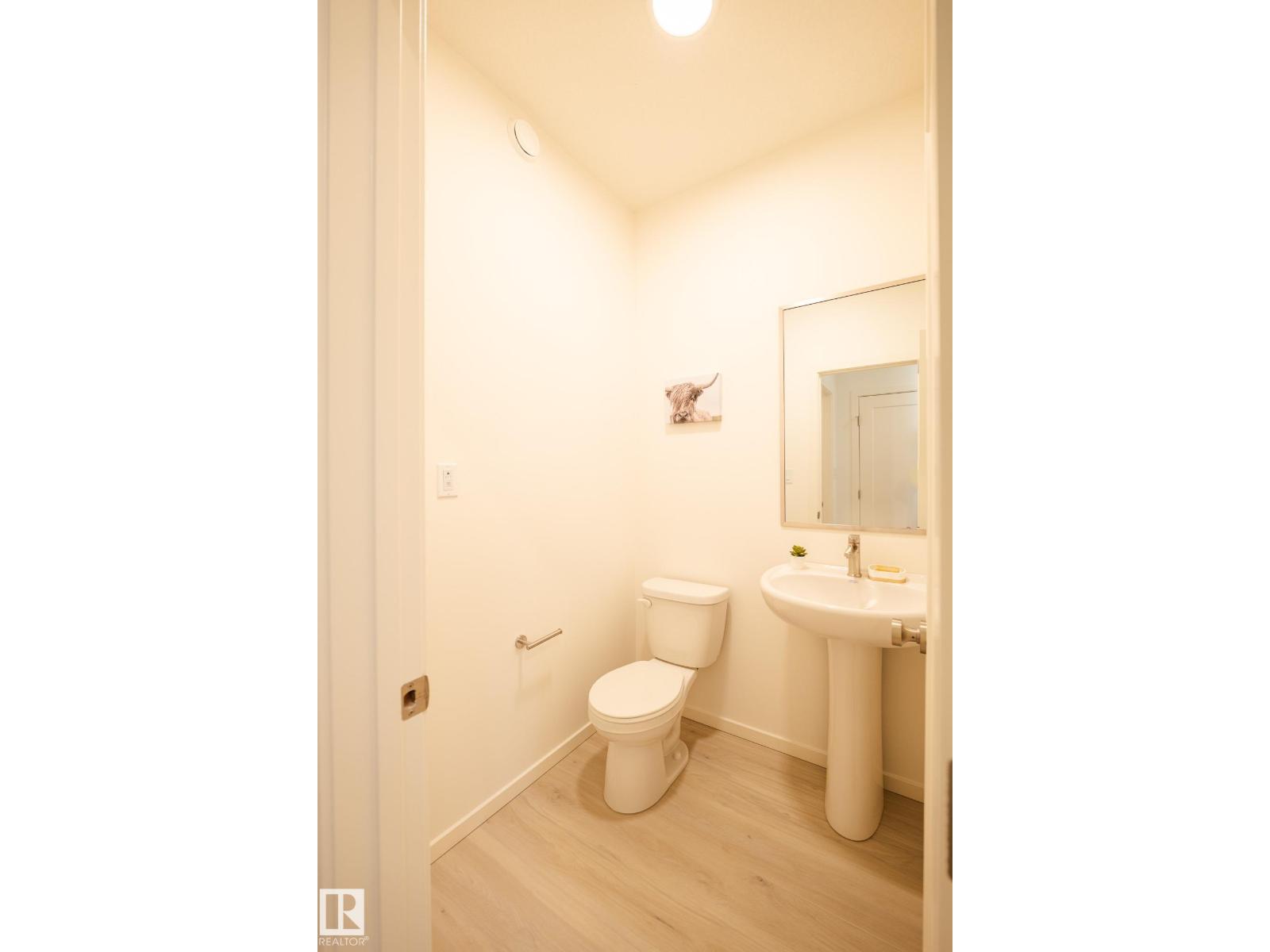 7705 174A Av NW photo 5 — MLS® E4490870