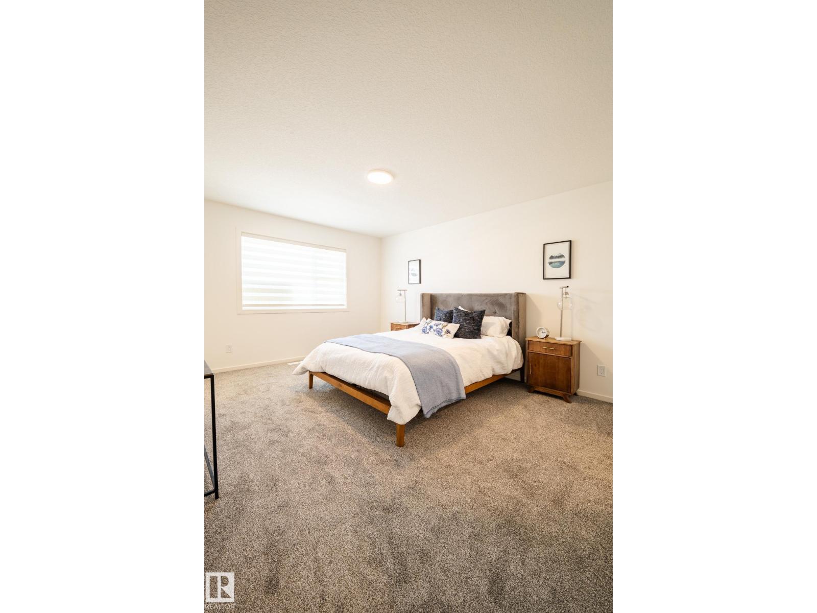 7705 174A AV NW - 38