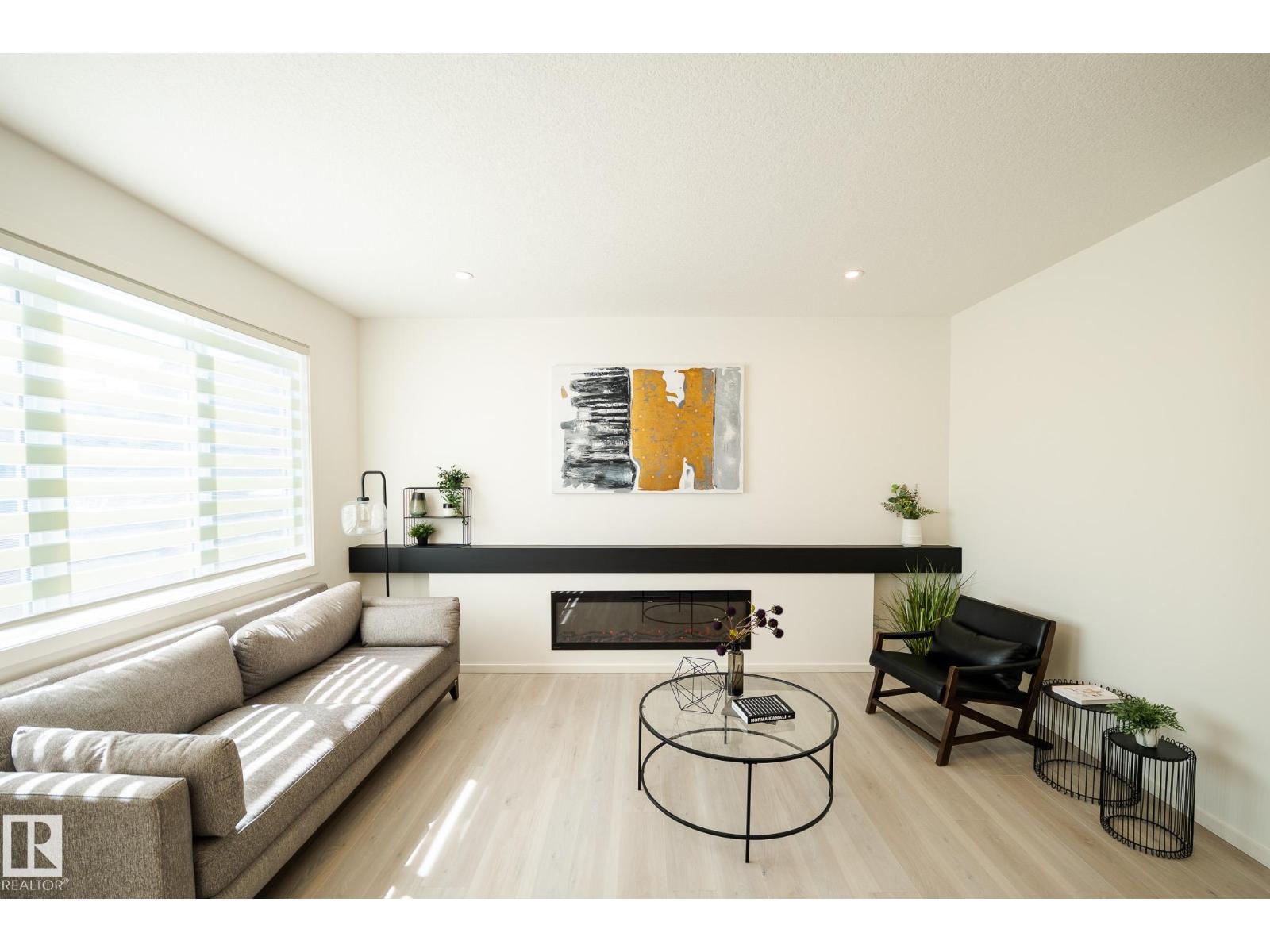 7705 174A AV NW - 56