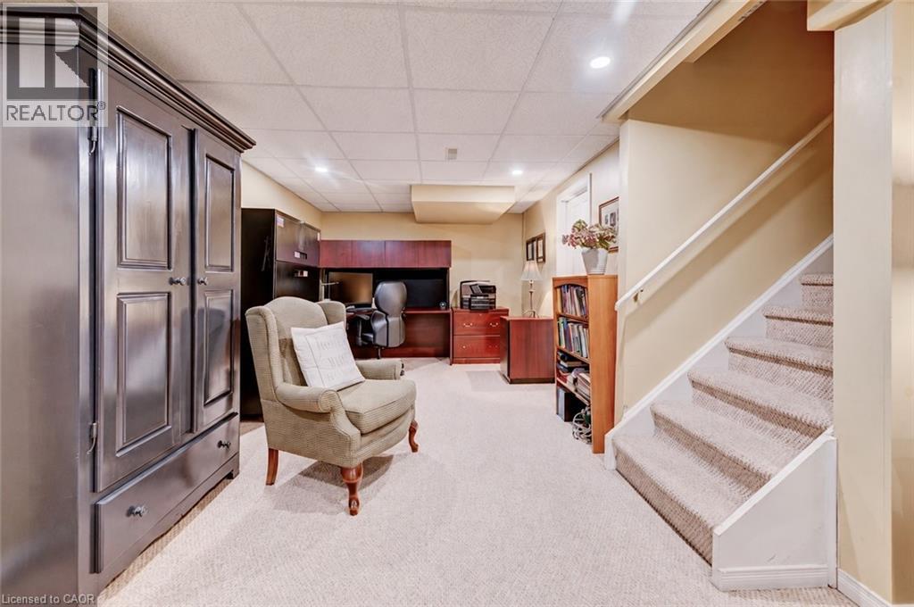 469 WESTVALE Drive - Image 37