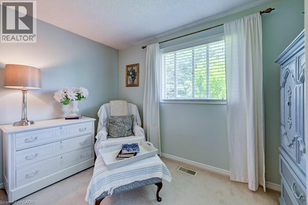 469 WESTVALE Drive - Image 28