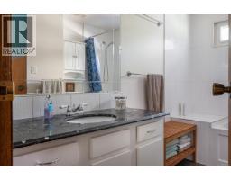 1062 Sabine Rd, Parksville, BC V9P1S9 Photo 21