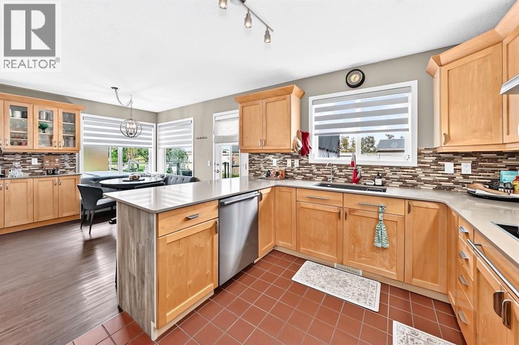 331 Royal Birch View NW - Image 12