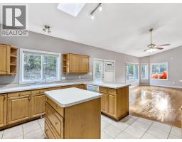 2222 Jenisa Road, Castlegar, BC V1N2L8 Photo 21