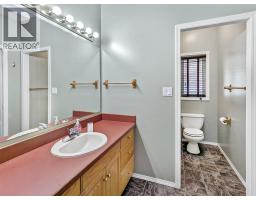 2222 Jenisa Road, Castlegar, BC V1N2L8 Photo 30