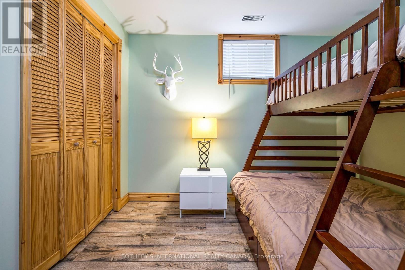 188 BROOKER BOULEVARD - Image 44