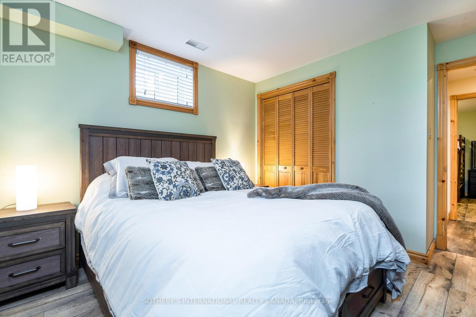 188 BROOKER BOULEVARD - Image 46