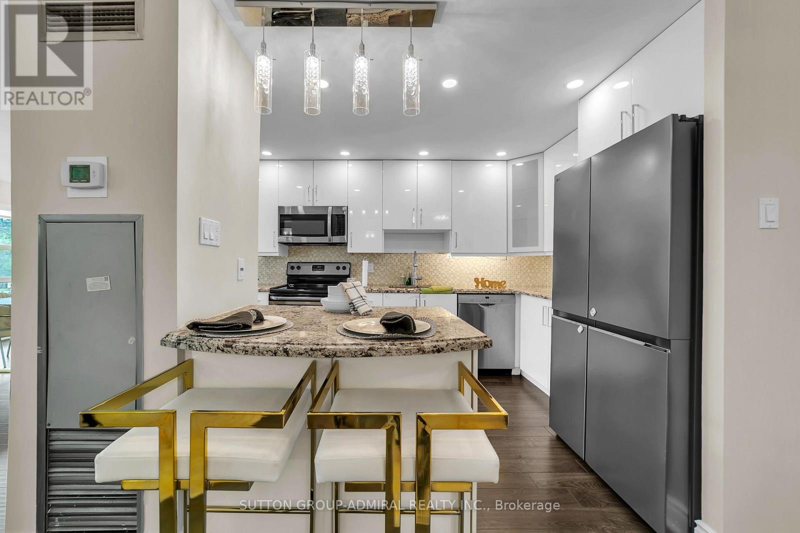#314 30 HARDING BOULEVARD W - 13