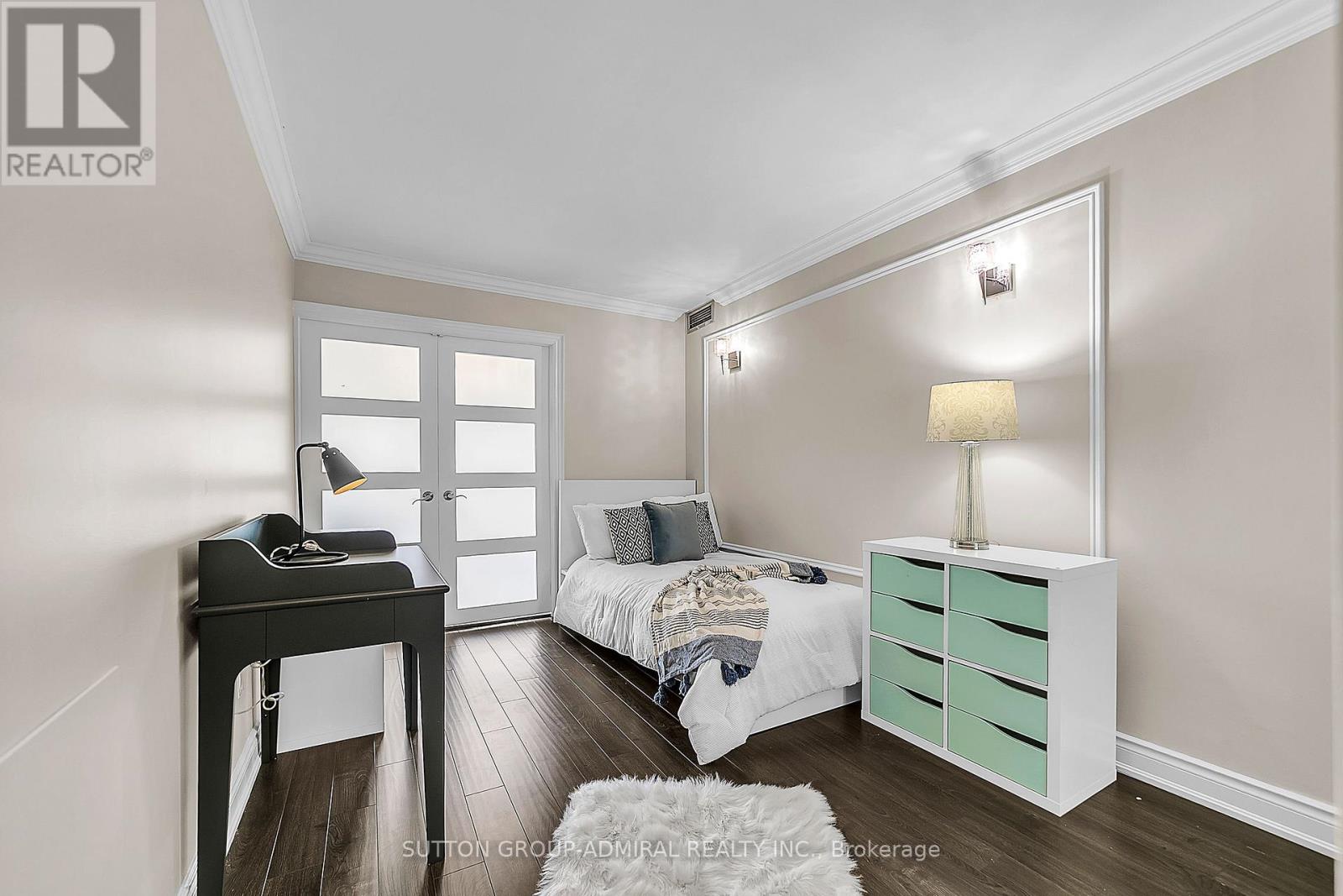#314 30 HARDING BOULEVARD W - Image 33