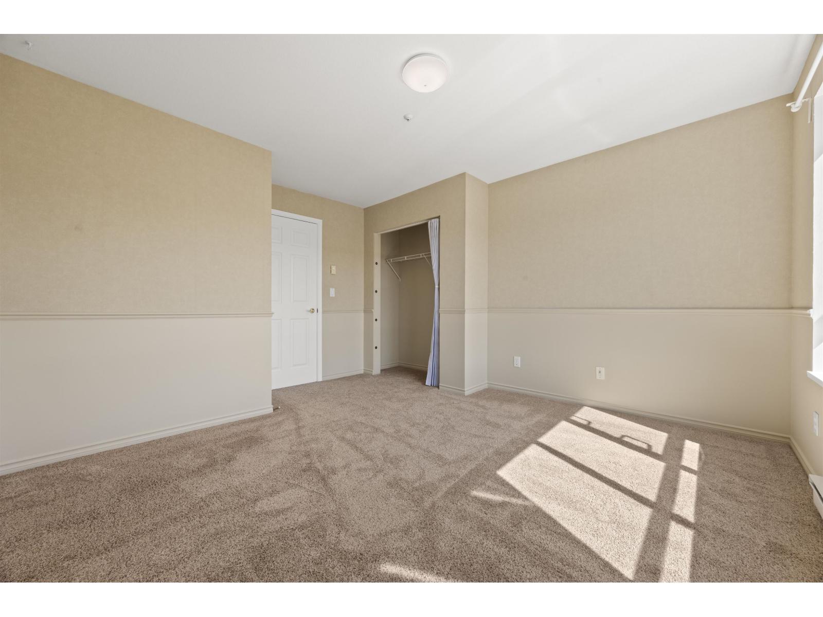 213 20448 PARK AVENUE, Langley