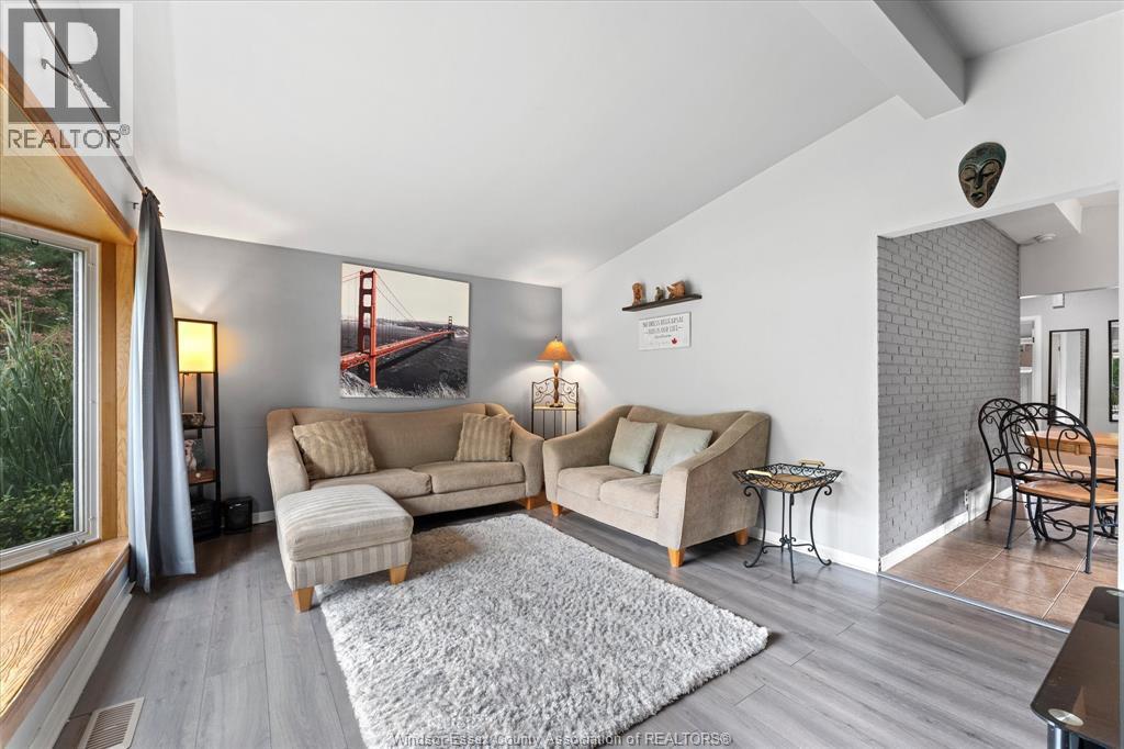 1714 SUN VALLEY DRIVE - Image 3
