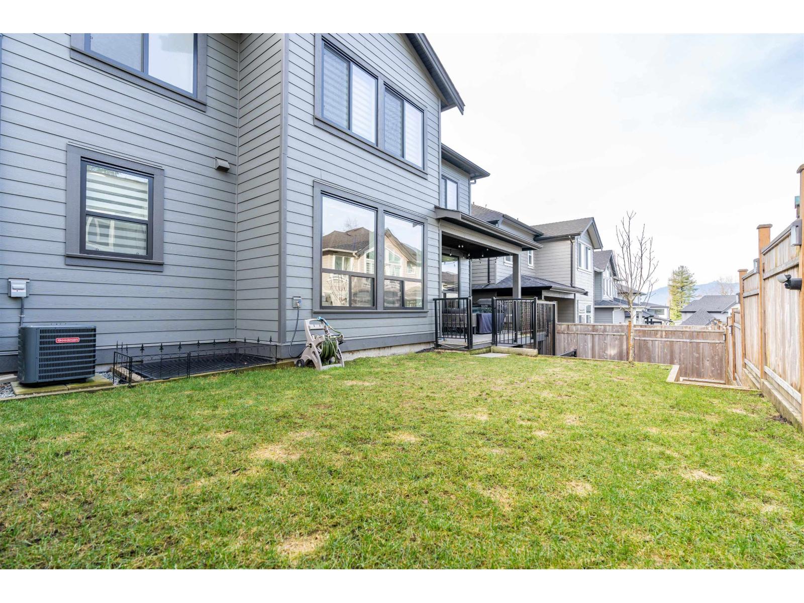 5 Bed, 5 Bath House for Sale in Surrey – 9732 182 STREET, Surrey – MLS# R3156009 - Image 11