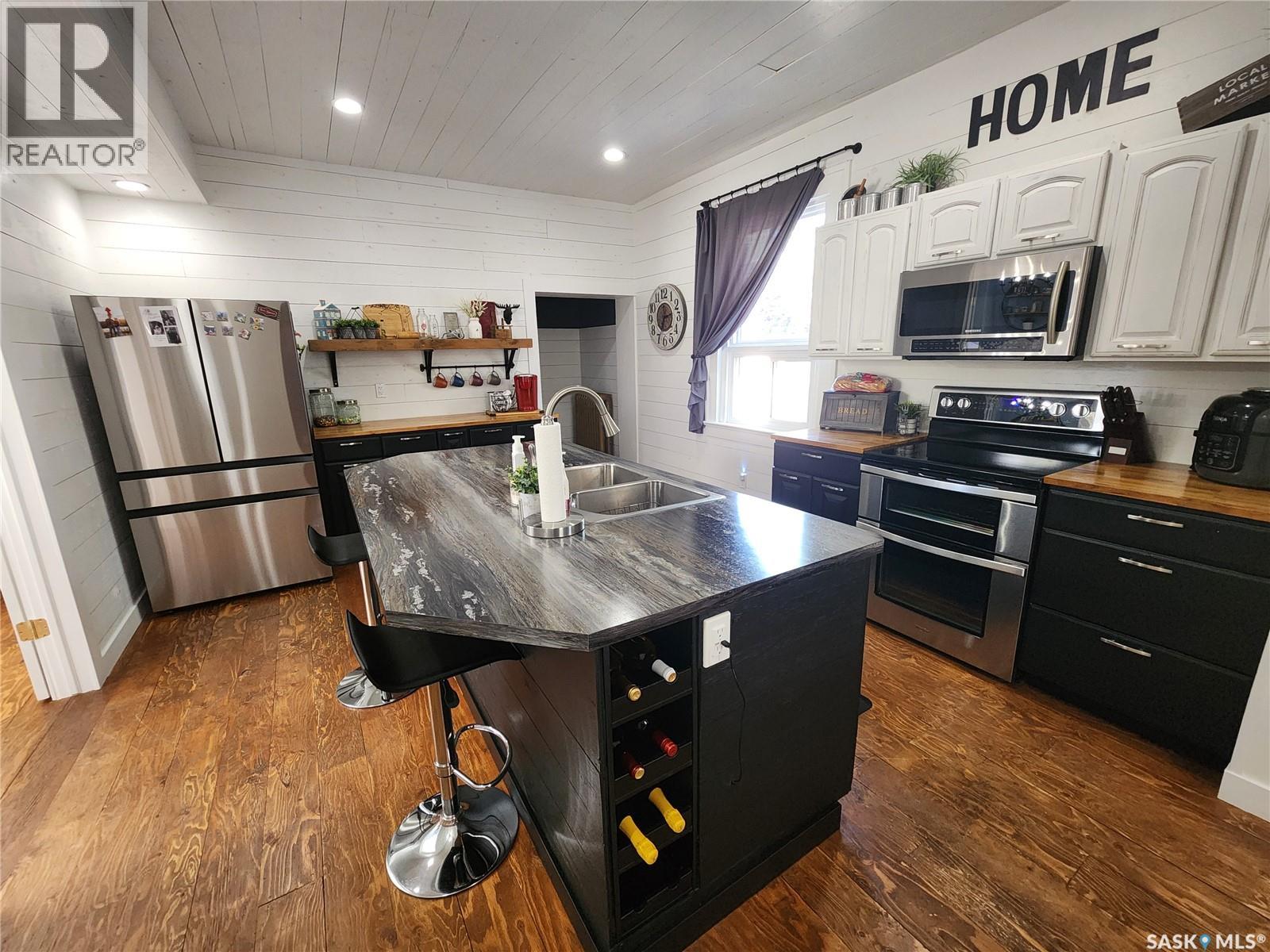 1401 3rd STREET - 13