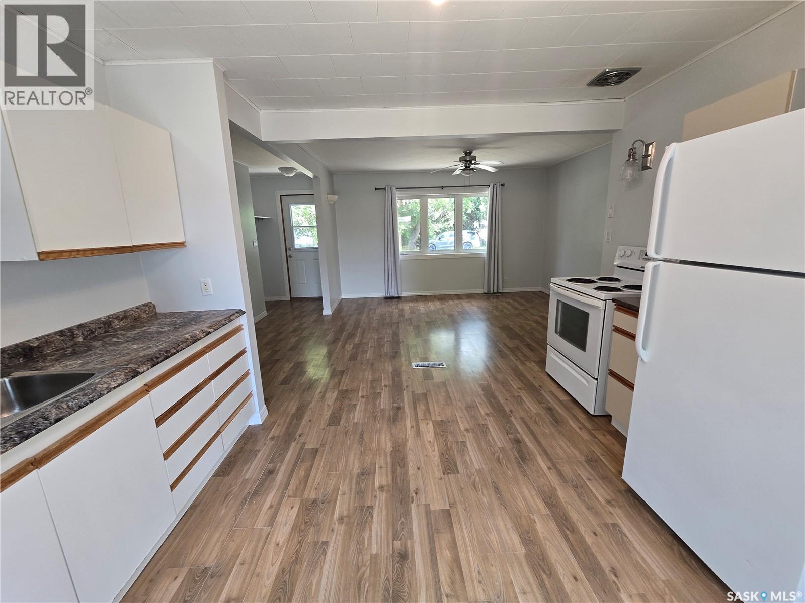 906 Pacific STREET - Image 19