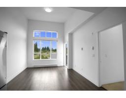 504 9983 E Barnston Drive, Surrey, BC V4N6T3 Photo 7