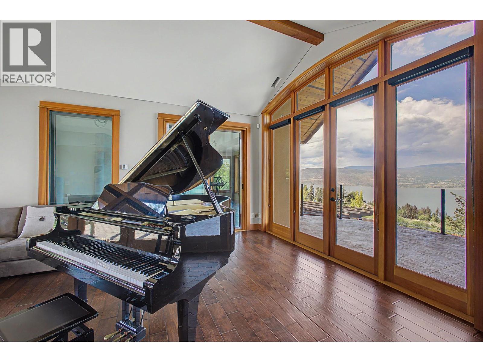 105 Timberline Road, Kelowna - Image 1