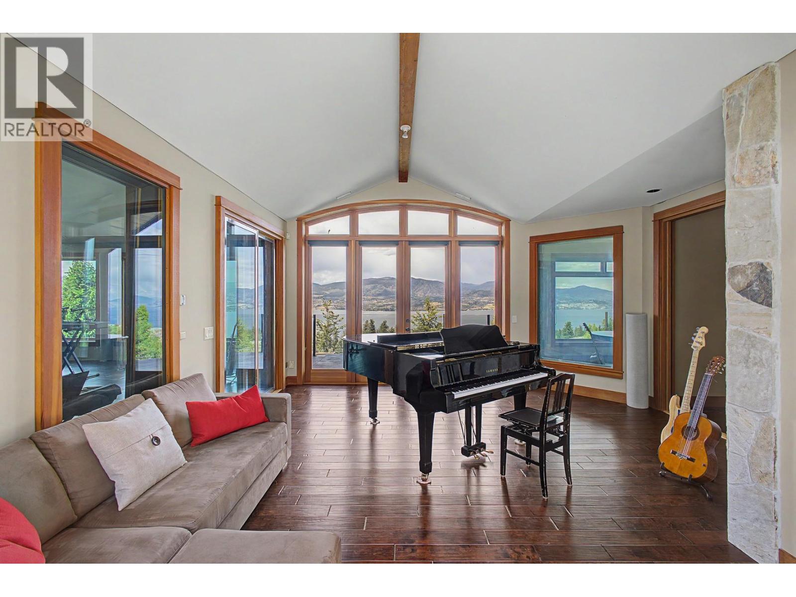105 Timberline Road, Kelowna - Image 1