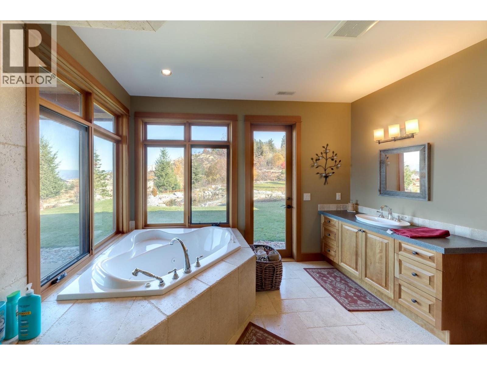 105 Timberline Road, Kelowna - Image 1