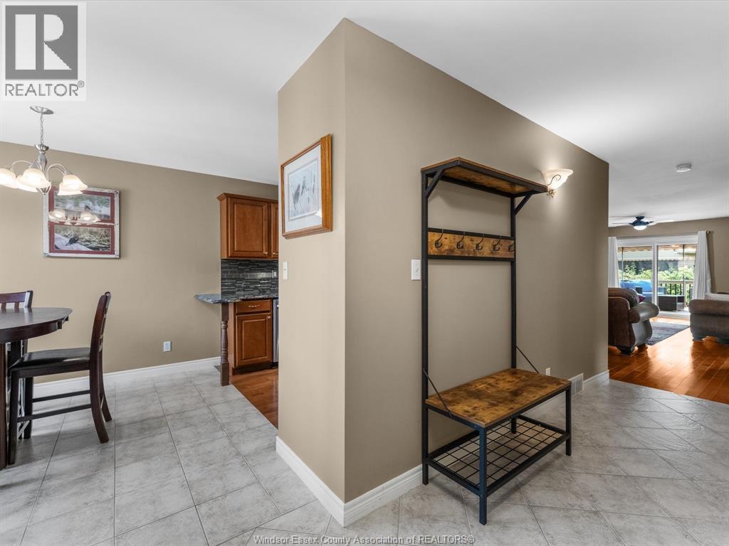 #5 85 CROSSWINDS BOULEVARD - Image 14