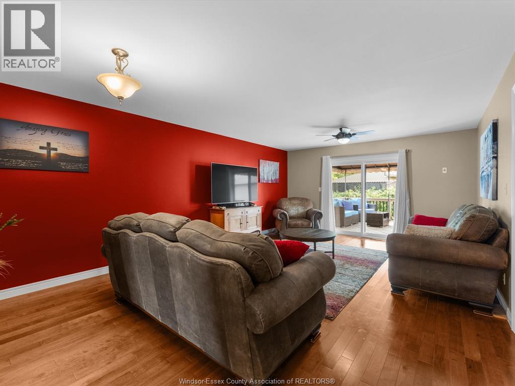 #5 85 CROSSWINDS BOULEVARD - Image 16